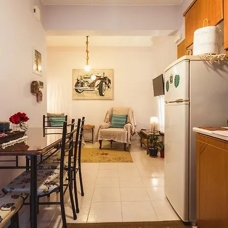 Voula Guesthouse, Esparta