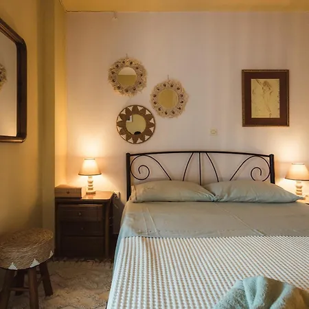 Voula Guesthouse, Esparta