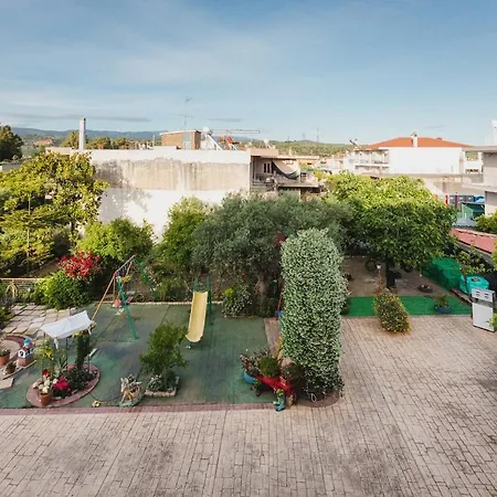Voula Guesthouse, *