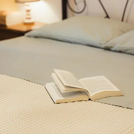 Voula Guesthouse,