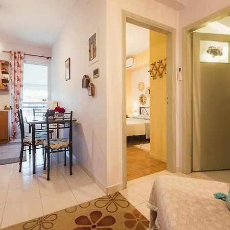 Voula Guesthouse, Apartamento Esparta